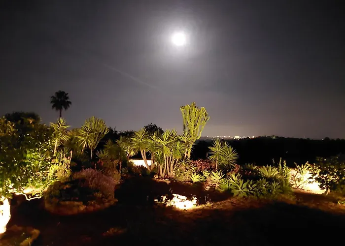 Retiro Da Janela Bed & Breakfast