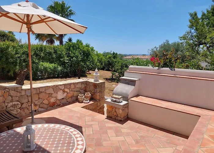 Retiro Da Janela Bed & Breakfast